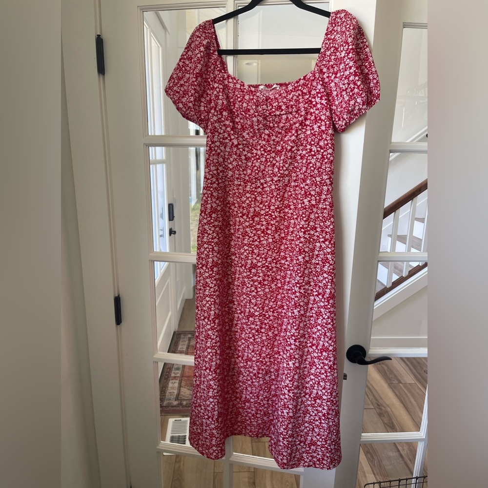 Red floral Cupshe summer dress never worn